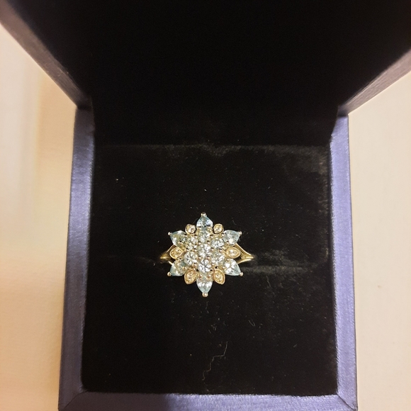 Blue Cambodian Zircon floral ring - Picture 2 of 5